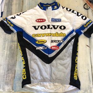 Vintage cannondale women’s cycling  shirt. Medium